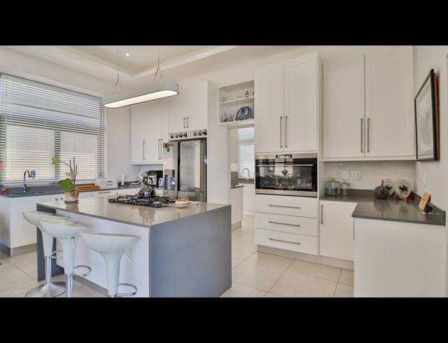 3 BEDROOM HOUSE FOR SALE IN PINNACLE POINT GOLF ESTATE